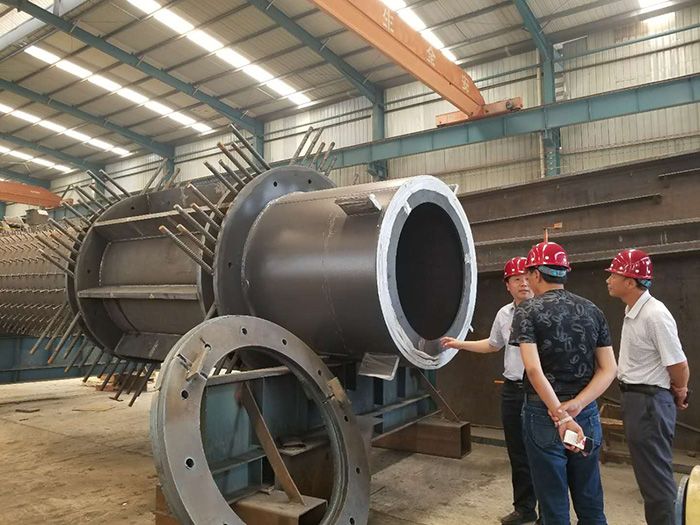 圓柱、箱型柱、十字形柱